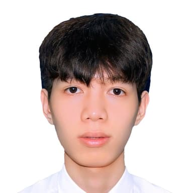 Ảnh chân dung Tuấn Trần